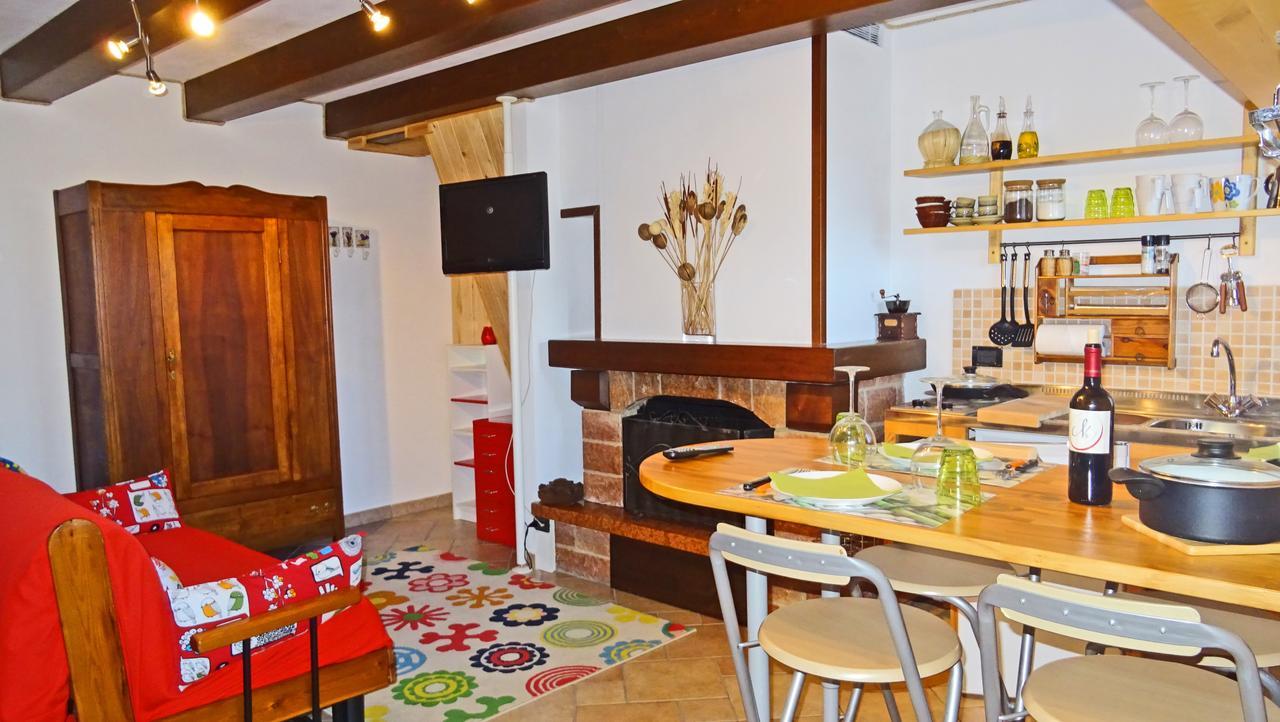 Casa Paola Holiday Studio By Gardadomusmea Tremosine Eksteriør bilde